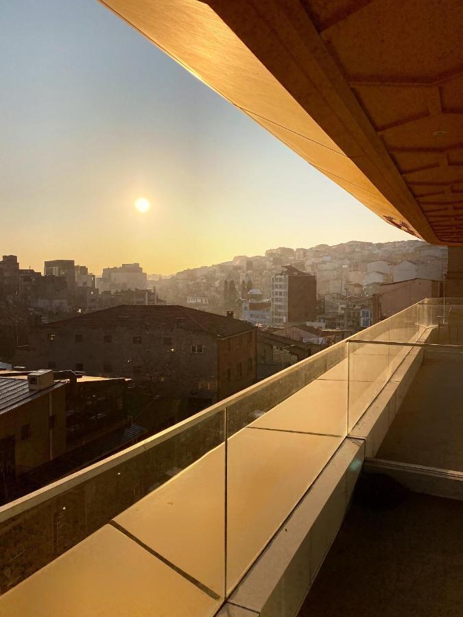 The Y Istanbul Suites Екстериор снимка